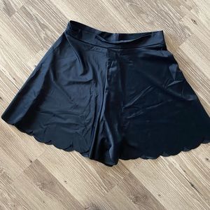 Blackmilk size small shorties